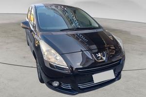 PEUGEOT 5008 7 POSTI