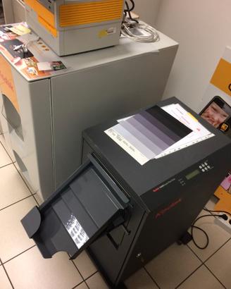 Kodak D4000 fino al 20x30 e fronte e retro