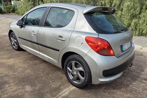PEUGEOT 207 1.4 HDI