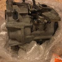 Cambio Golf 5 - 2006 - 1.6 b - motore chg