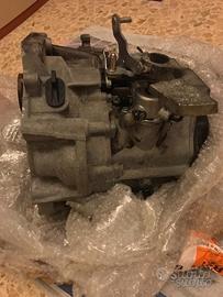 Cambio Golf 5 - 2006 - 1.6 b - motore chg