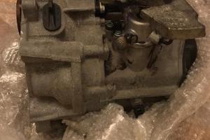 Cambio Golf 5 - 2006 - 1.6 b - motore chg