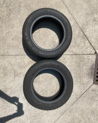 2 Pneumatici Invernali Bridgestone