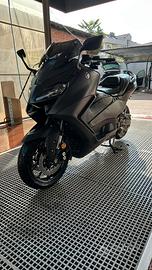 Tmax 560