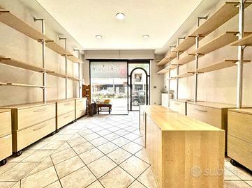 NEGOZIO A NOVI LIGURE