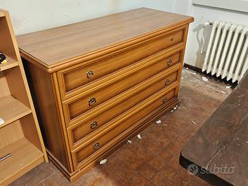 Cassettiera in legno