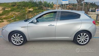 ALFA ROMEO Giulietta (2010-21) - 2016