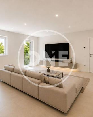 Villa di 150 m² con 5 locali e box auto doppio a T