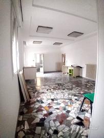 Immobile di 75 m² con 2 locali a Casalecchio di Re
