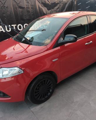 Lancia Ypsilon 1.2 BENZINA E GPL DI SERIE