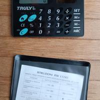 Calcolatrice tascabile vintage a batteria solare