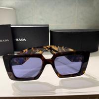 Occhiali da sole prada