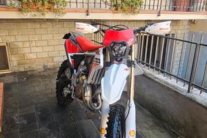 FANTIC XE 125