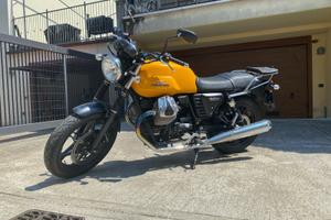 Moto Guzzi v7 stone II