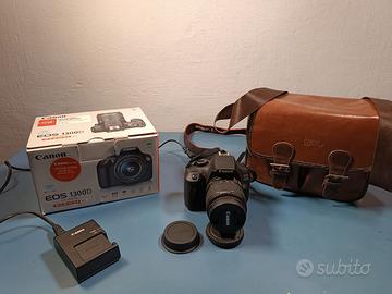 Canon EOS 1300D - EF-S IS II e custodia in omaggio