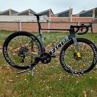 factor ostro vam gen.2 M 2 mesi 6.7kg