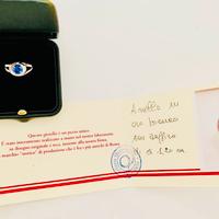 Anello in oro bianco e zaffiro di alto artigianato