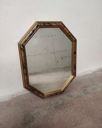 Specchio con cornice in legno