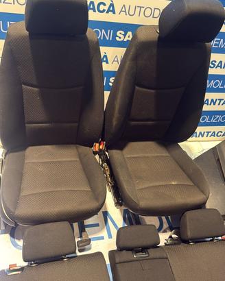 Sedili interni completi di pannelli in tessuto BMW
