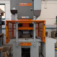 Pressa meccanica eccentrica Benedetti 130 TON