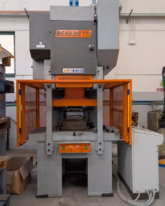 Pressa meccanica eccentrica Benedetti 130 TON
