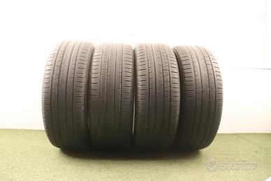 Gomme Pirelli Scorpion verde 235 60 18 4 Stagioni