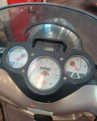 Aprilia Scarabeo 150 del 2000 con 25000 km