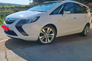 Opel Zafira Tourer