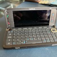 Nokia E90 Comnunicator anno 2002