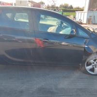 Sportelli destri Opel Astra 2011