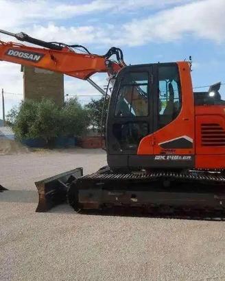 Escavatore Doosan DX140LCR-7 Q153 Anno 2023