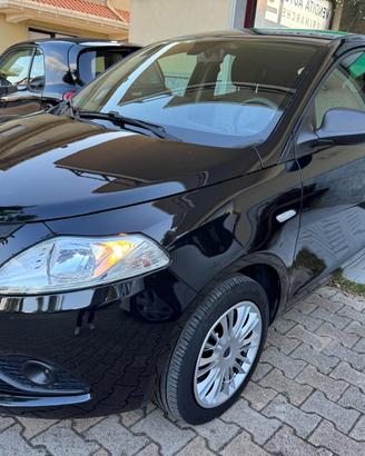 Lancia Ypsilon 1.2 69 CV 5 porte GPL Ecochic Elefa
