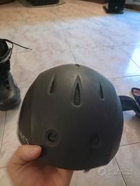 Casco per sci/snowboard Black Hole nero.