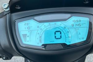  MOTO PIAGGIO MEDLEY 
