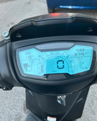  MOTO PIAGGIO MEDLEY 