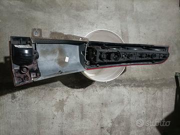 farò posteriore sinistro Opel Meriva 