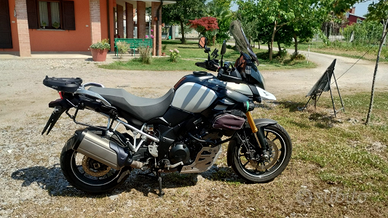 Suzuki V Strom 1000