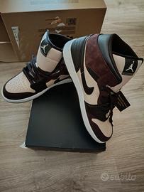 nuove Jordan 1 Mid SE Paris YMCA


