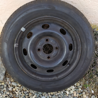 4 cerchi in ferro e gomme 165/65 r 13 Renault Clio
