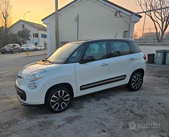 500L pop star
