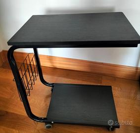 Tavolino portariviste con ruote