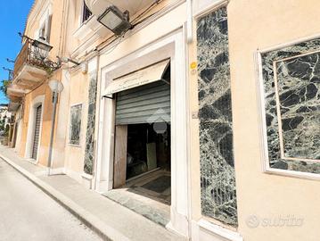 NEGOZIO A SAN SEVERO