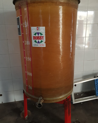 Cisterne in vetroresina per vino