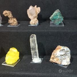 minerali, lotto 28 esemplari mondo 