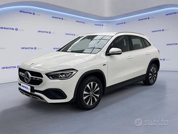 MERCEDES BENZ GLA 250 E EQ-POWER AUTOM