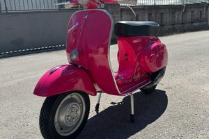 Vespa 50 L rosa shocking