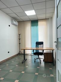 Ufficio arredato pronta consegna tutto incluso