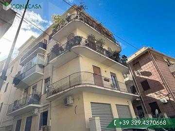 Appartamento in piccolo stabile completamente rist