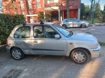 nissan micra 2001
