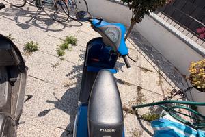 Vespa 50 PK 4 anni 90
